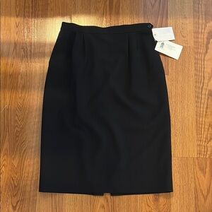 Vintage Austin Reed Worsted Wool Petite Black Pleated Burton Skirt NWT